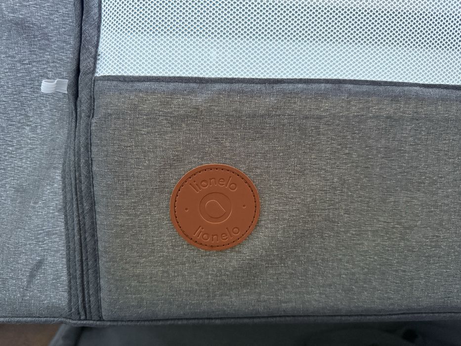 Patut co-sleeper Lionelo, Pliabil, Cu sistem de leganare
