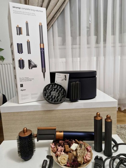 Dyson Airwrap HS05 Complete Long Volumise ORIGINAL, aflat in garanție, ca nou