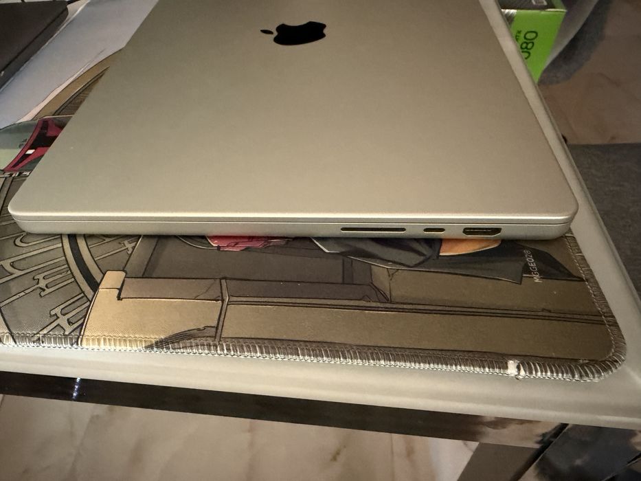 Macbook Pro M5 Max 16 inch 36gb 2tb