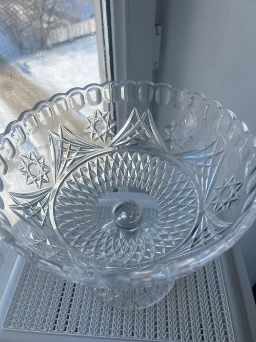 Ваза хрустальная