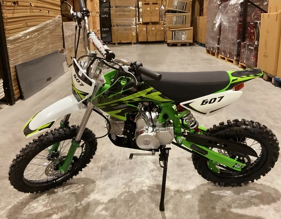 Vând motor de Cross  de 125 cc in 4 timpi  NOU 2026   Germania  699€ fix! ! !