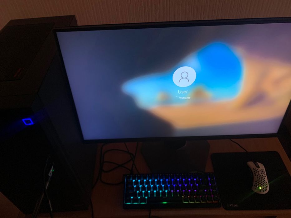 GAMING PC SETUP I710700k RTX2060 280hz computer