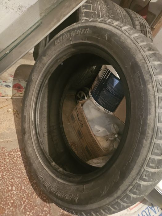 Продам б/у зиние шины
