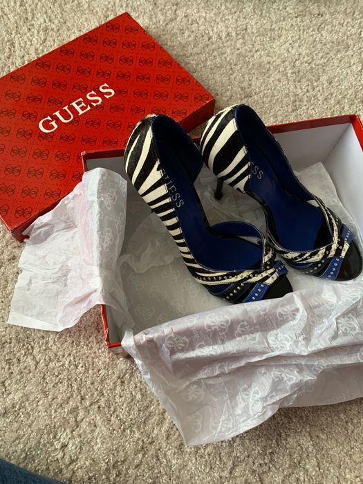 Дамски обувки Guess 37 номер