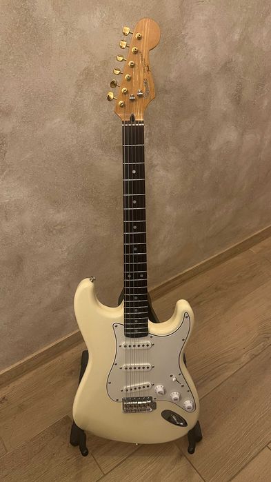 Squier by Fender 62 Reissue Stratocaster Red SQII-STR Japan MIJ