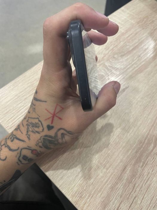 IPhone 15 256.