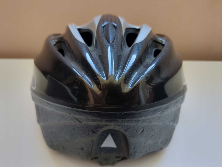 Каска за колело, скейтборд, ролери.