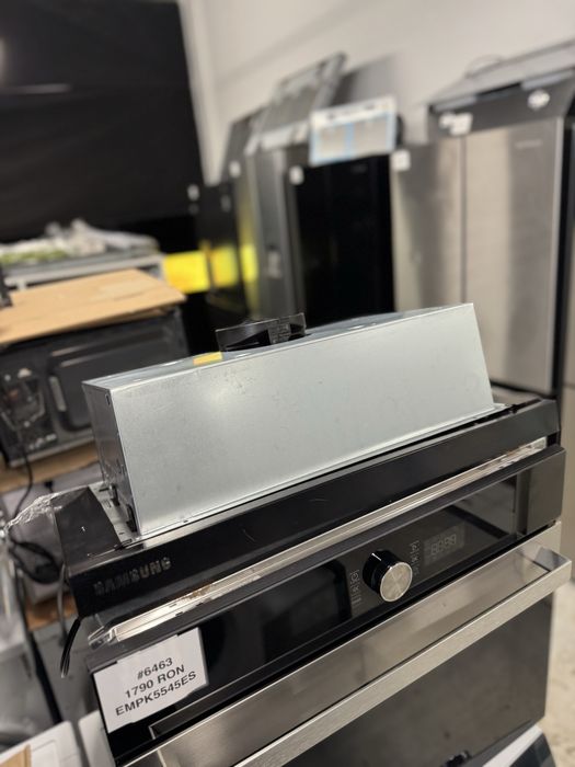 Hotă telescopică Samsung NK24M1030IB