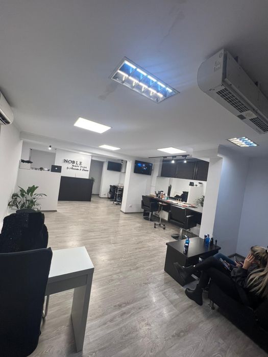 Închiriez posturi in salon de înfrumusețare, Sector 6