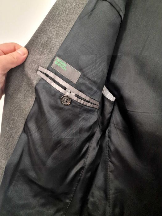 Vand sacou Sartoria Benetton, elegant casual, ca nou, impecabil!