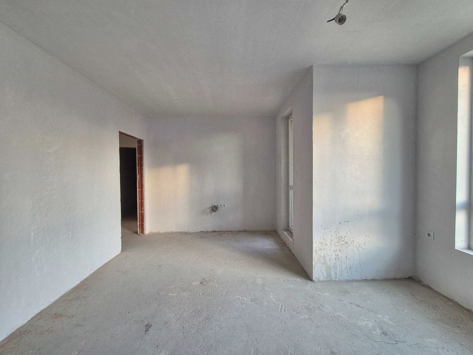 Продава се Двустаен апартамент в Пловдив, Южен - 68 кв.м за 1545 €/кв.м - Снимка #3