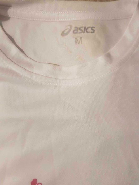 Спортна тениска Asics от Софийския маратон през 2023