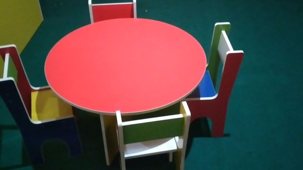 Bogchalar uchun komplekt shkaf stol stullar