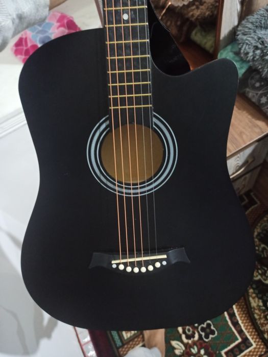 Akustik gitar 38 duyum