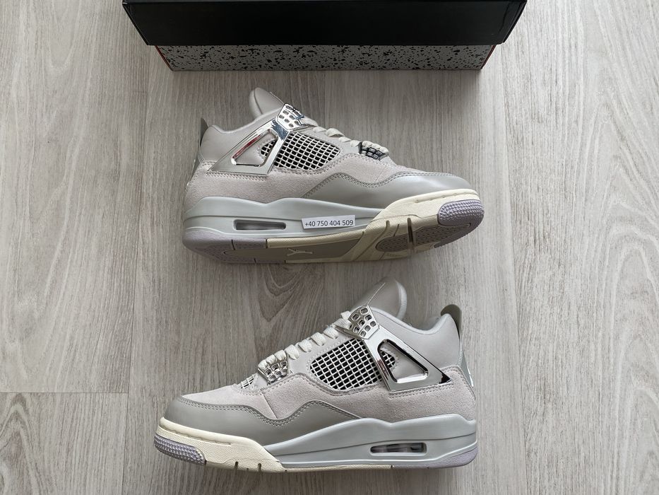 Jordan 4 Retro Frozen Moments 40