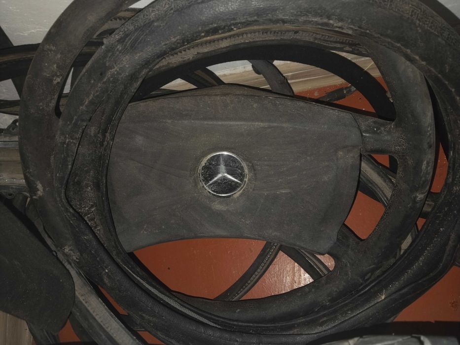 запчасти на Мерседес 190