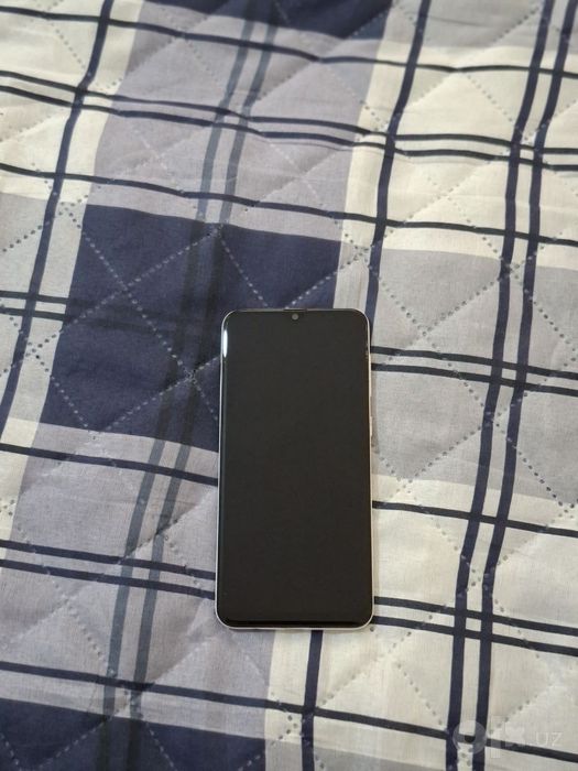 Samsung A30s sotiladi