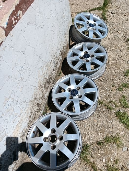 Jante de magneziu pentru Ford pe R14