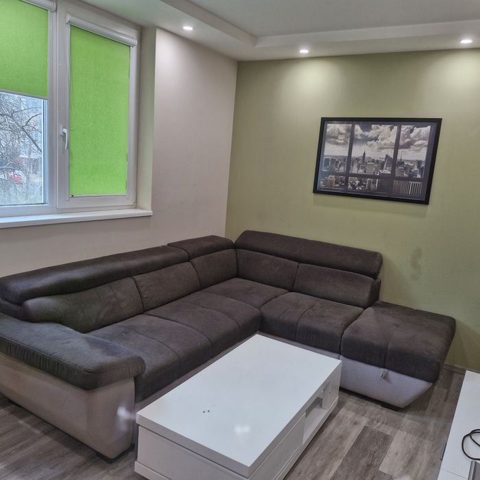 Ъглов диван с функция сън и ракла