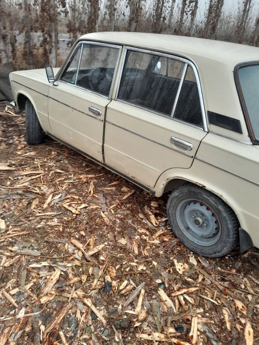 Vaz 2103 yili 1981 
Vaz 2103
Yili  1981
Yangi mator bosilgan matordan