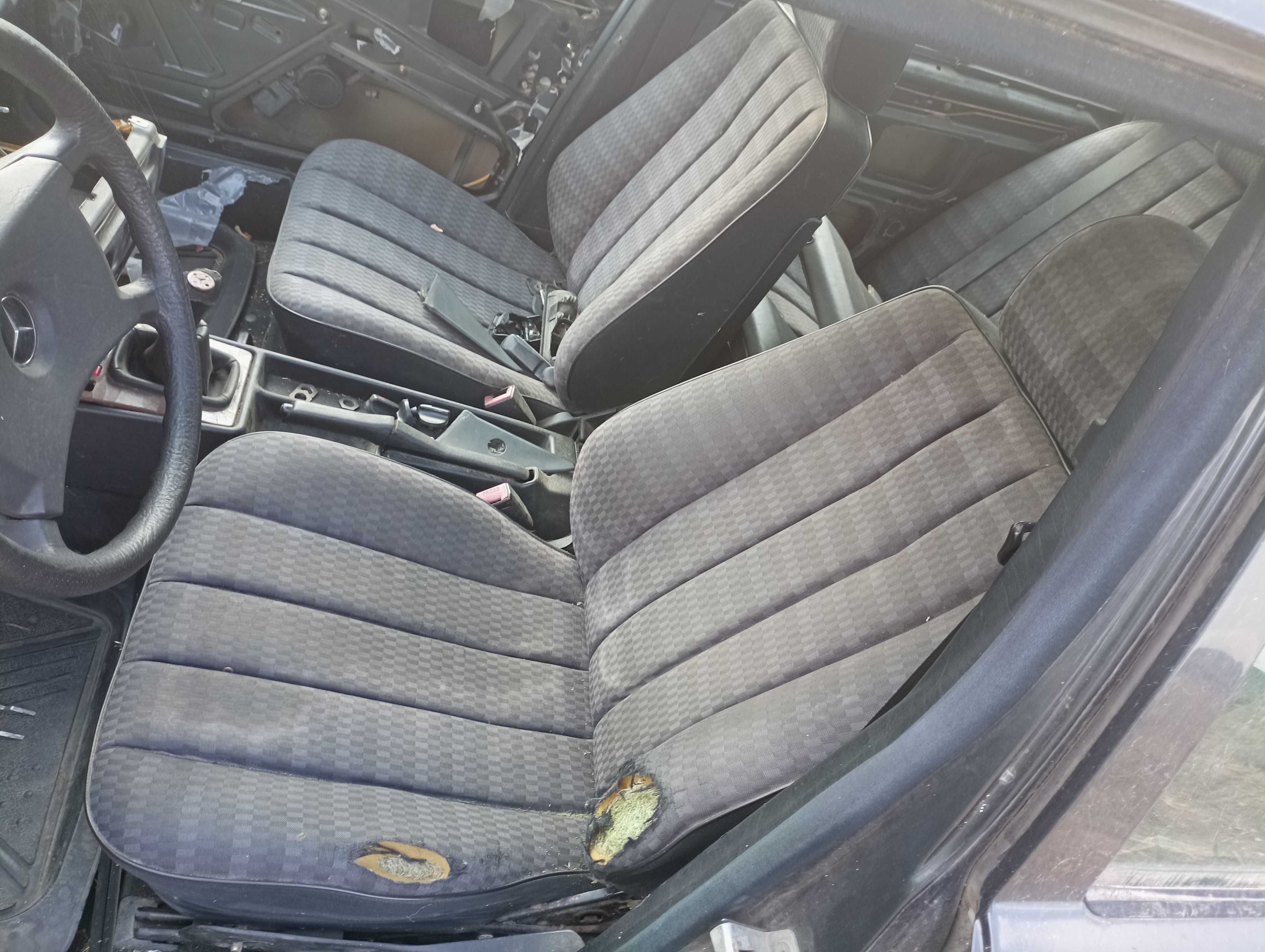 Мерцедес 190 Е бензин на части1991 година. гр. Пловдив Тракия • OLX.bg