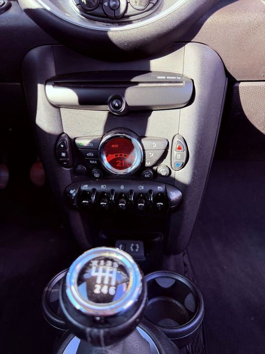 Mini Cooper Mini cooper One impecabil