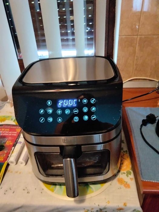 Friteuza Aer Cald (Airfryer) + Hartie de copt AirFryer 24 cm, 50 buc