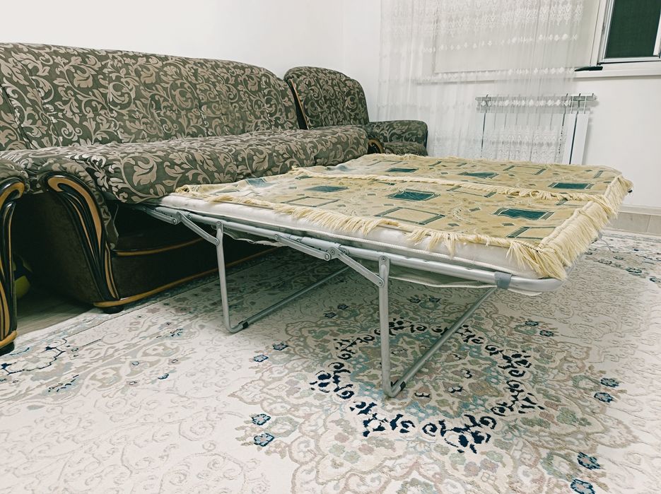 Продам диван и 2 кресла