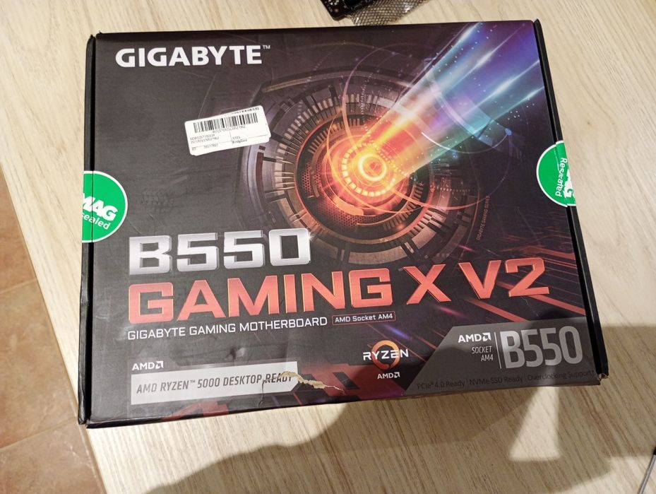 Placa de baza AM4 Gigabyte B550 Gaming X V2 DDR4