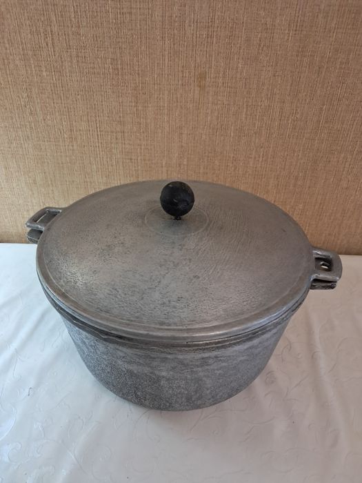 Продам казан алюминиевый 4,5л
