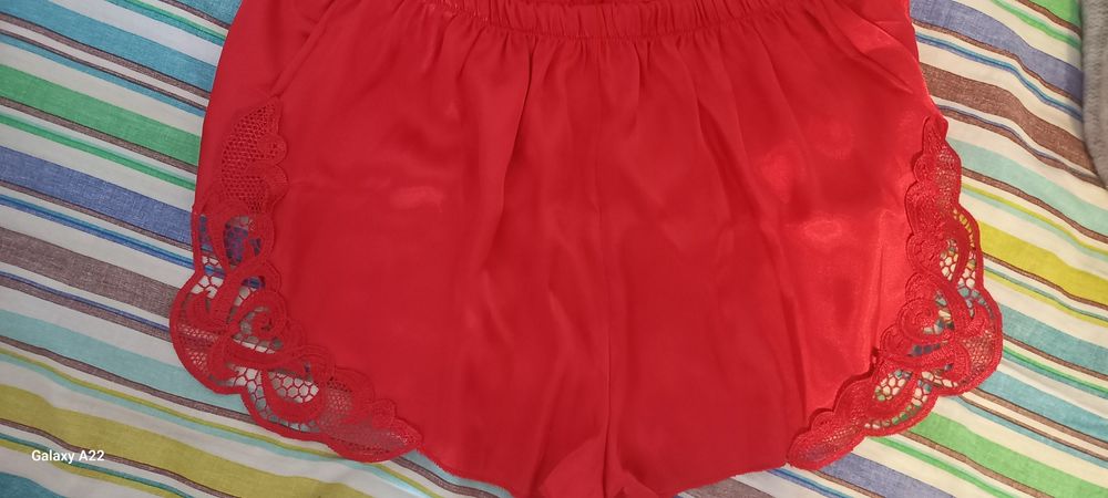 Lenjerie dama noua cu eticheta mar M