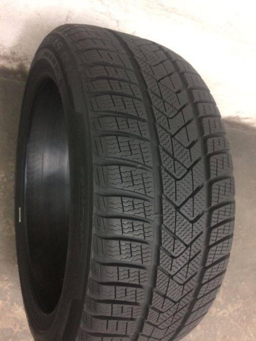 Anvelopa  pirelli 235/45/18