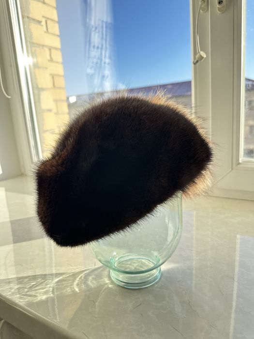 Женская норковая шапка