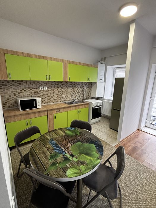 Chirie Iris Apartament 2 camere  si bacatarie living (2 dormitoare)