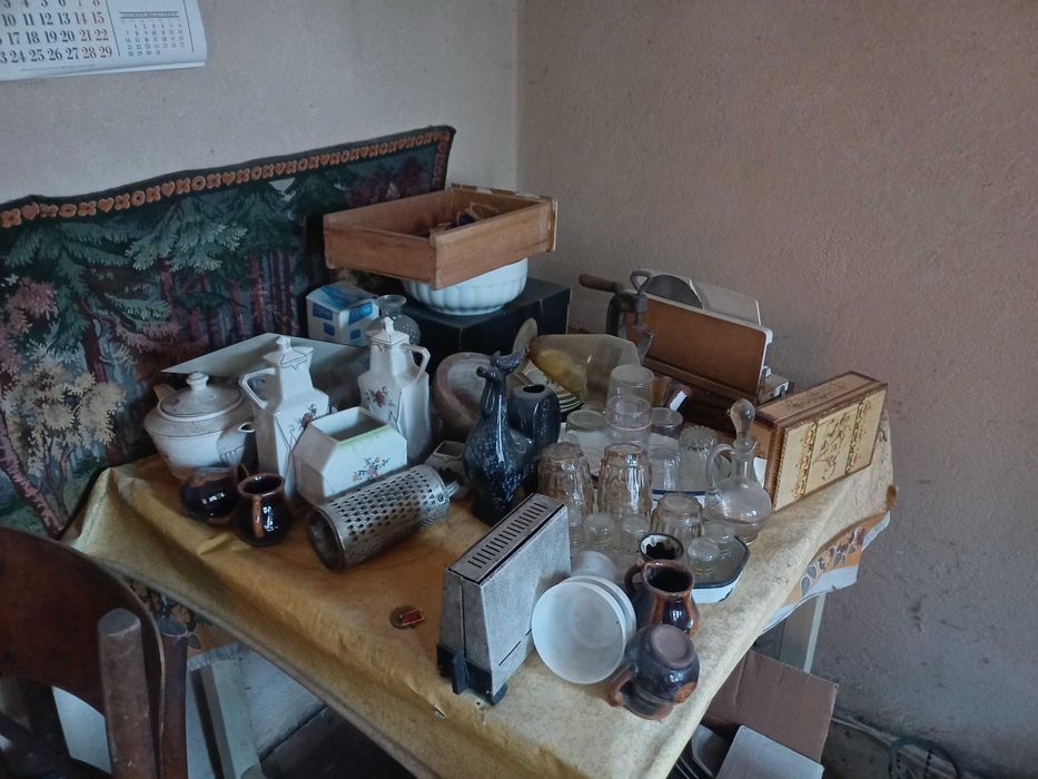 Чинии, купи и други