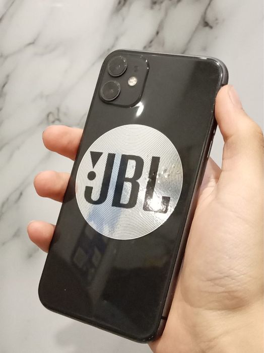 Продам айфон 11 идеальном состоянии