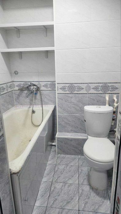 1 / 1 / 4 комнат. Общежитие 20м2. Ор-р. Метро. Алмазар.