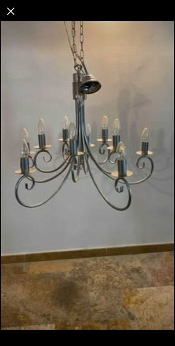 Vand lampadar si lampi de perete deosebite