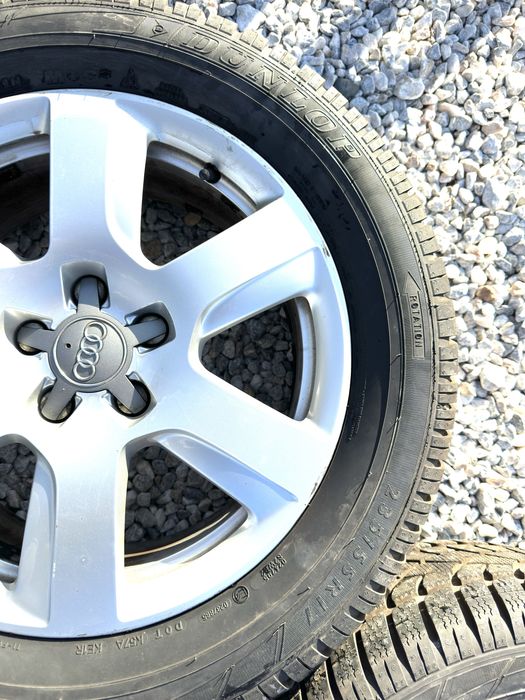 Оригинални 17 джанти от Audi 5x112 Et25, 7J с гуми 235/55 Dunlop