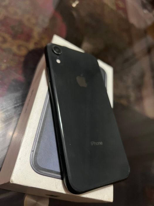 Айфон XR продается