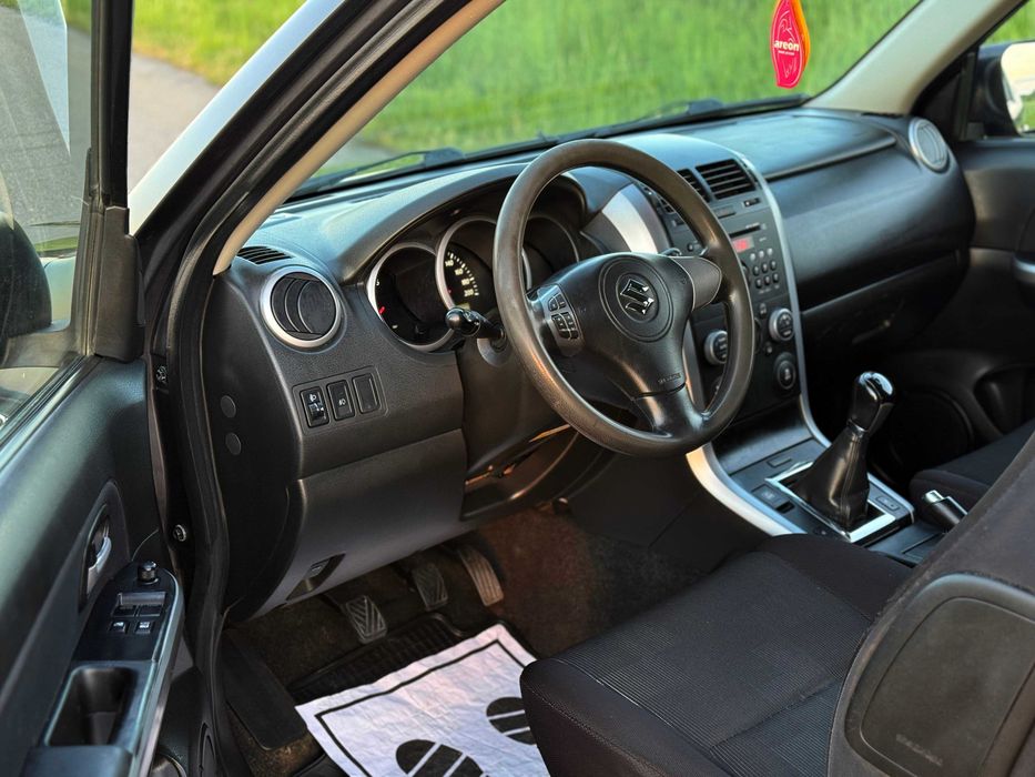 Suzuki Grand Vitara 2012 Euro5 1.9 DDiS 129 CP 4x4 Impecabil !