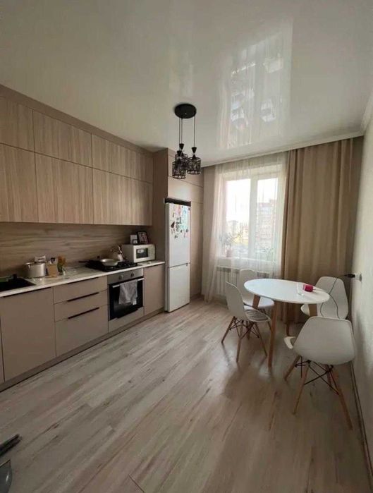 Продам 2х-комнатную квартиру в мкр Аэропорт