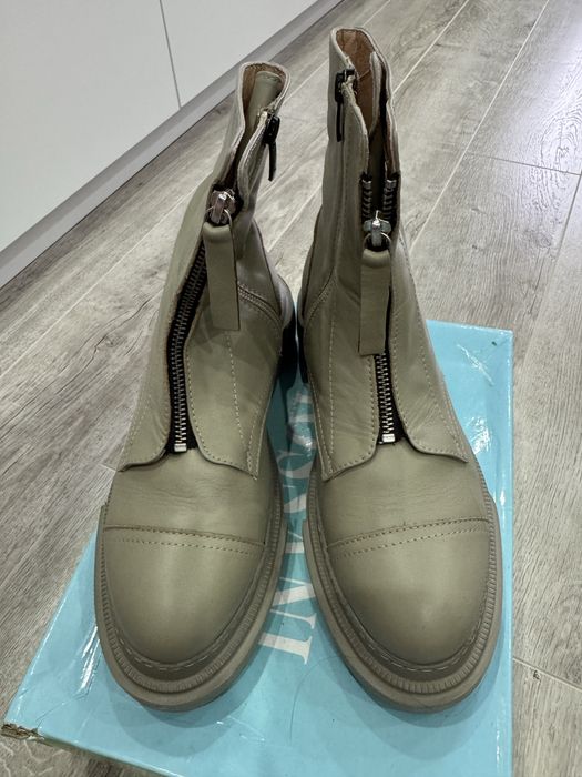 Кожанные  сапоги демичезонные с флисом в нутри турция