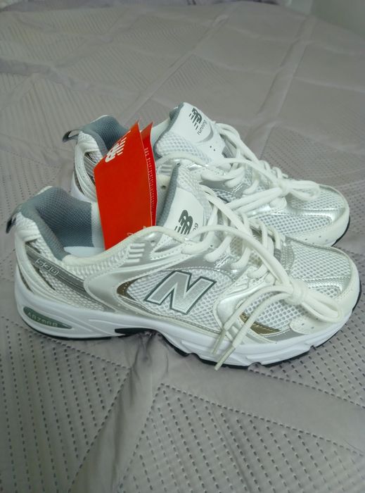 Крассовки New balance 530