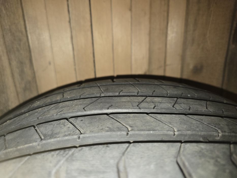 Set cauciucuri 20zoll in doua marimi pentru Bmw x5, x6