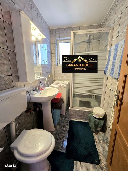 Victoriei, apartament cu 2 camere, etaj 3, garaj, 79 500€ negociabil