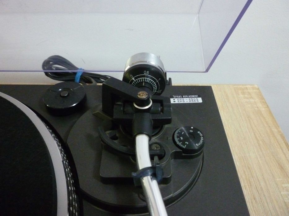NOU !pick-up technics sl-d202