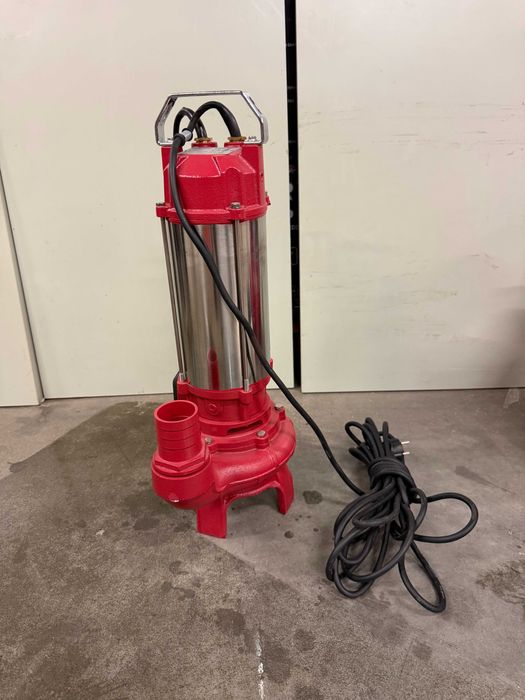 Помпа водна потопяема 900W 1" 50L/min 32m 8m кабел RD-CAWP53/	Помпа водна мръсна вода 1100W