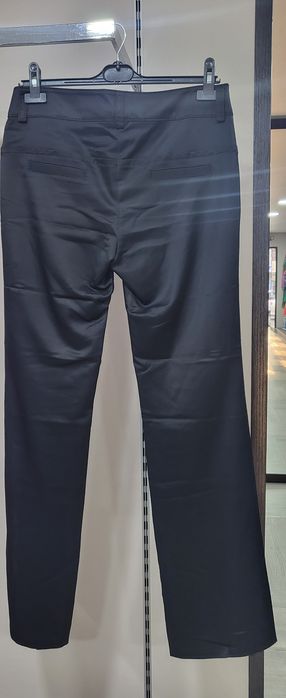 Женские брюки черные