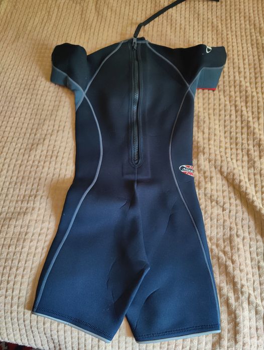 Костюм для дайвинга